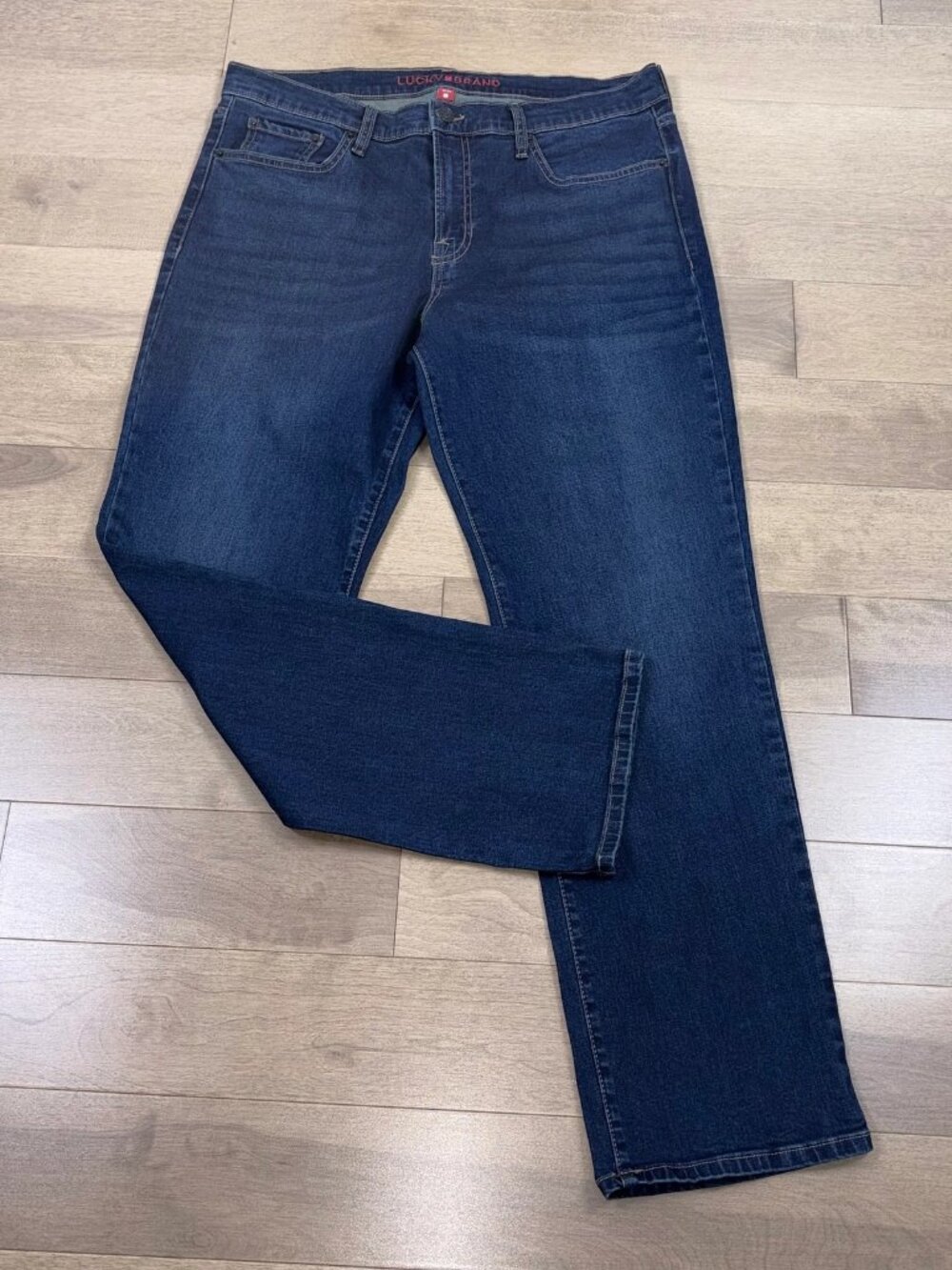 LUCKY BRAND women's jeans size 12 (31) LIKE NEW